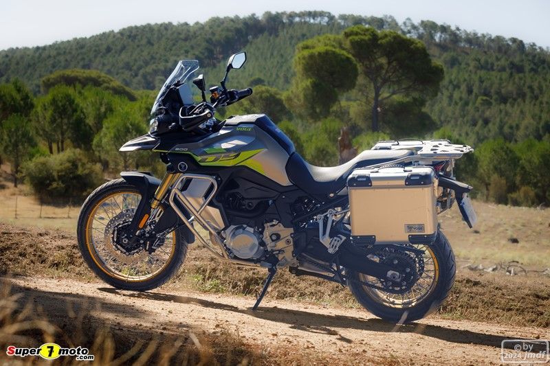 VOGE900DSX 38