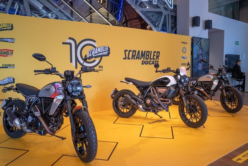 Ducati Scrambler 10th aniversary IED 01 UC870464 High