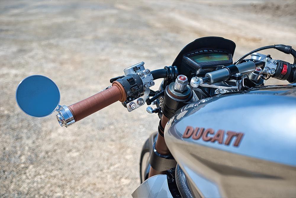 mandalorian ducati streetfighter 1098 5