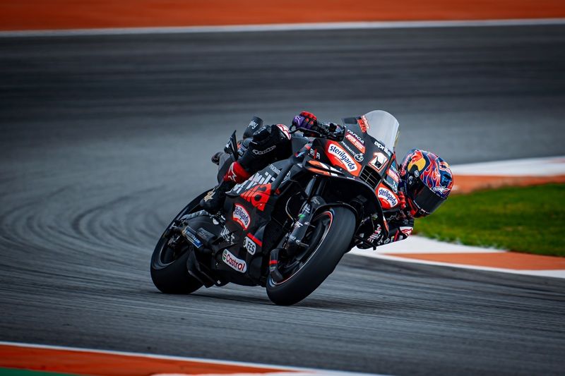 ar friday valencia 05
