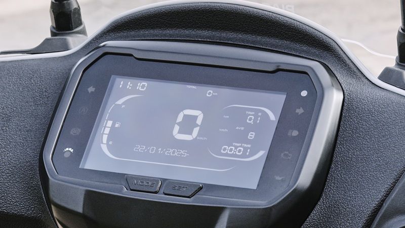 05 Piaggio Liberty display