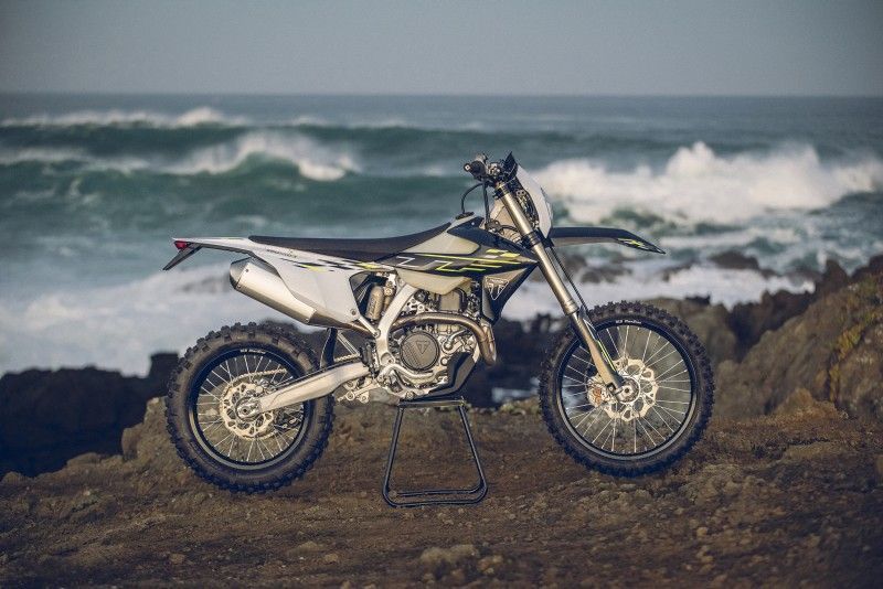 Ndp TRIUMPH ENDURO TF450E 08
