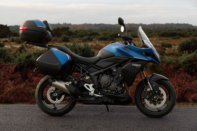 NDP TRIUMPH TOGERSPORT800TOUR 03