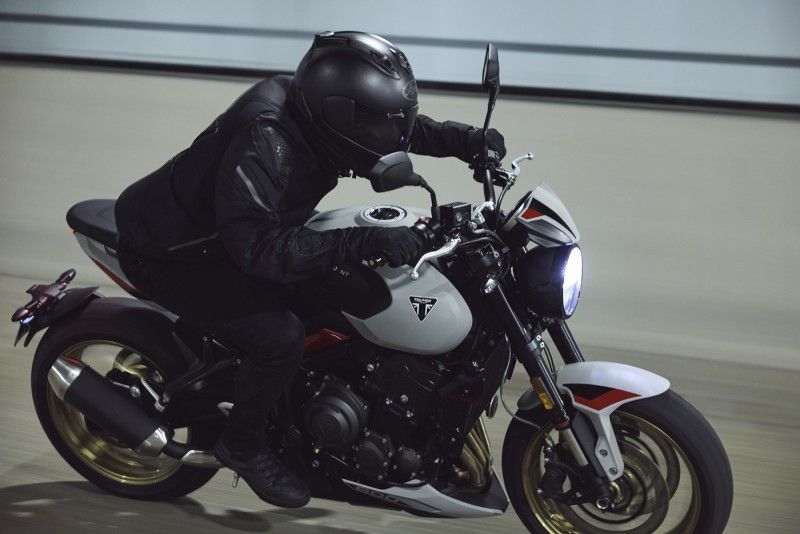 Ndp Triumph Tirident 800 23