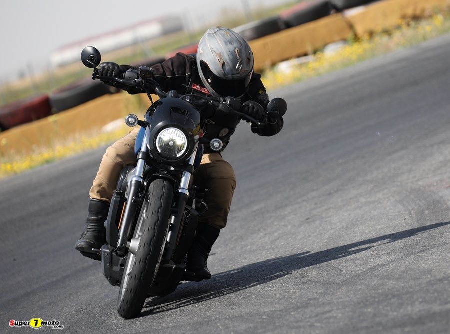 Harley Davidson Sportster Nightster Especial 1