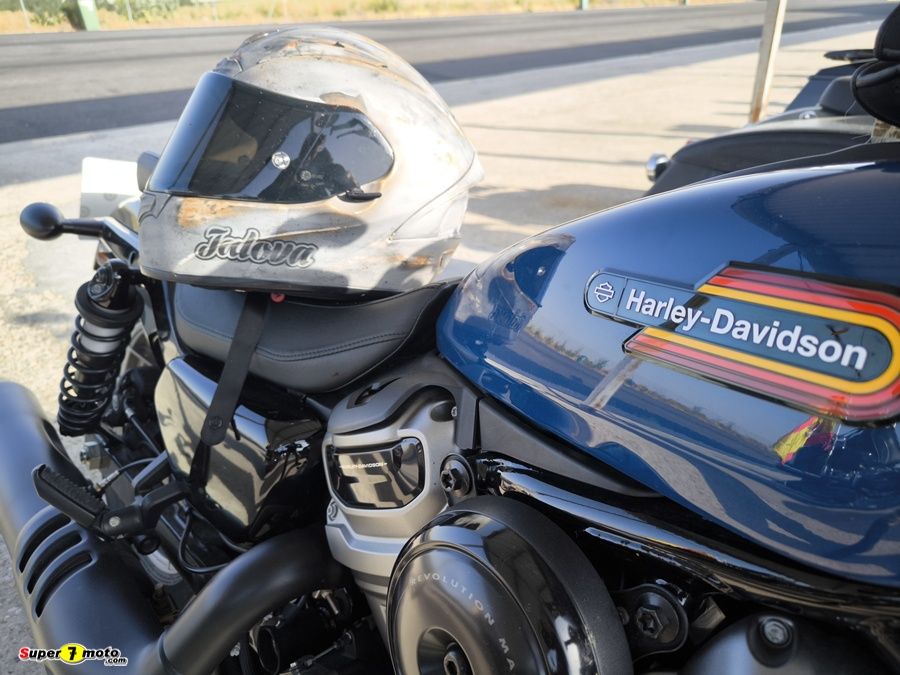 Harley Davidson Sportster Nightster Special 4