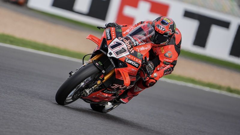 50802 R9 JDR WSBK ACTION