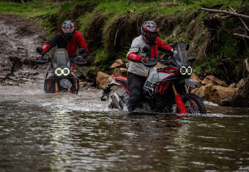 02 DUCATI DESERTX RALLY UN DISCLOSED UC744168 High