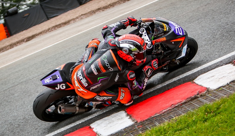 apriliaracing bsb r1 oultonpark 01