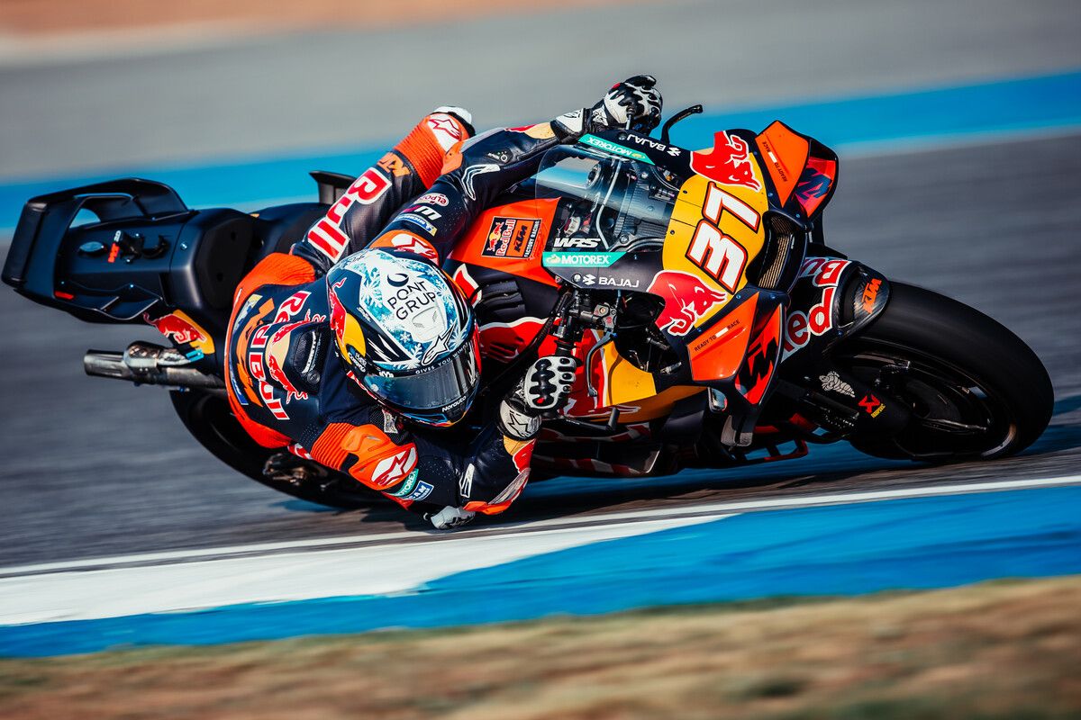 735968 Pedro Acosta Red Bull KTM MotoGP RC16 Chang International Circuit THA 22 02 2025 22 MotoGP IRTA Pre Season Test Buriram THA 