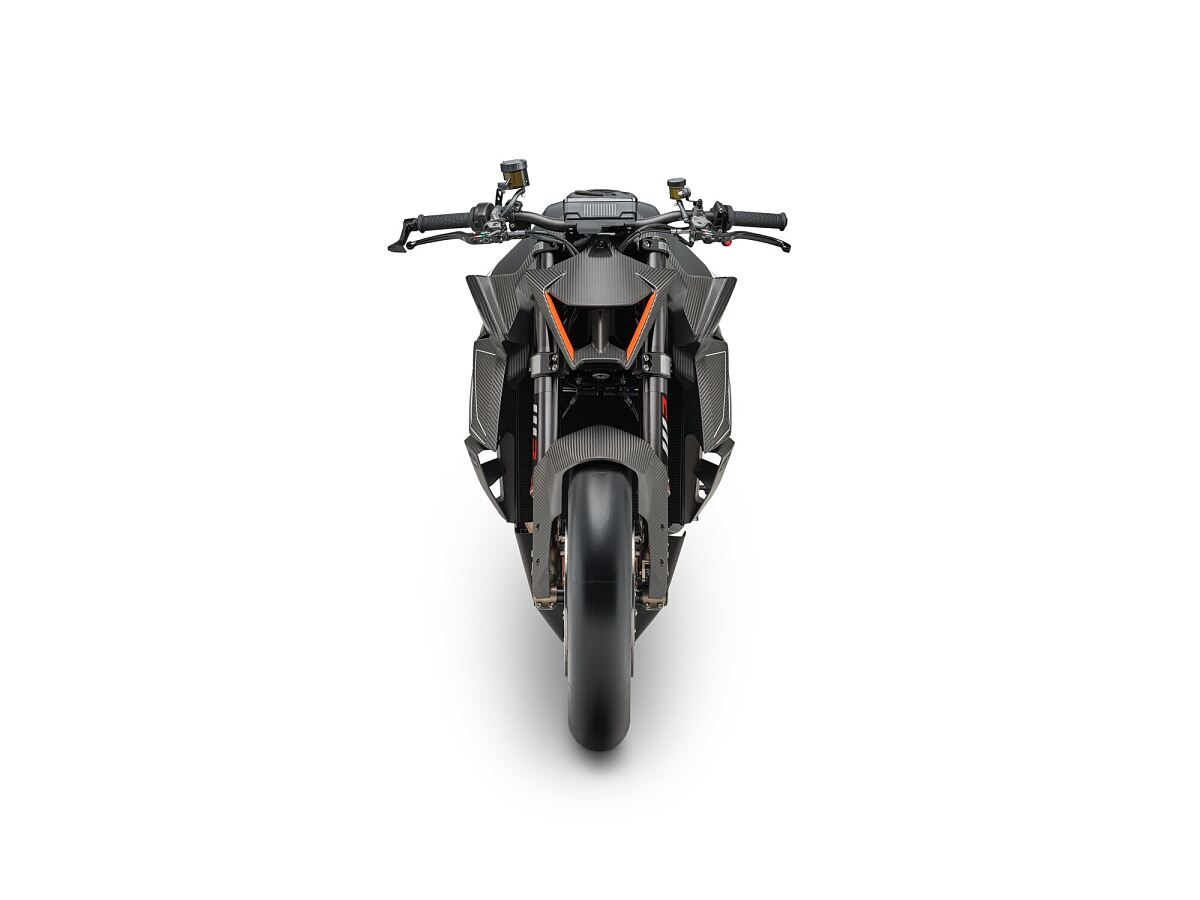 737870 MY26 KTM 1390 SUPER DUKE RR TRACK STUDIO EU GLOBAL STUDIO