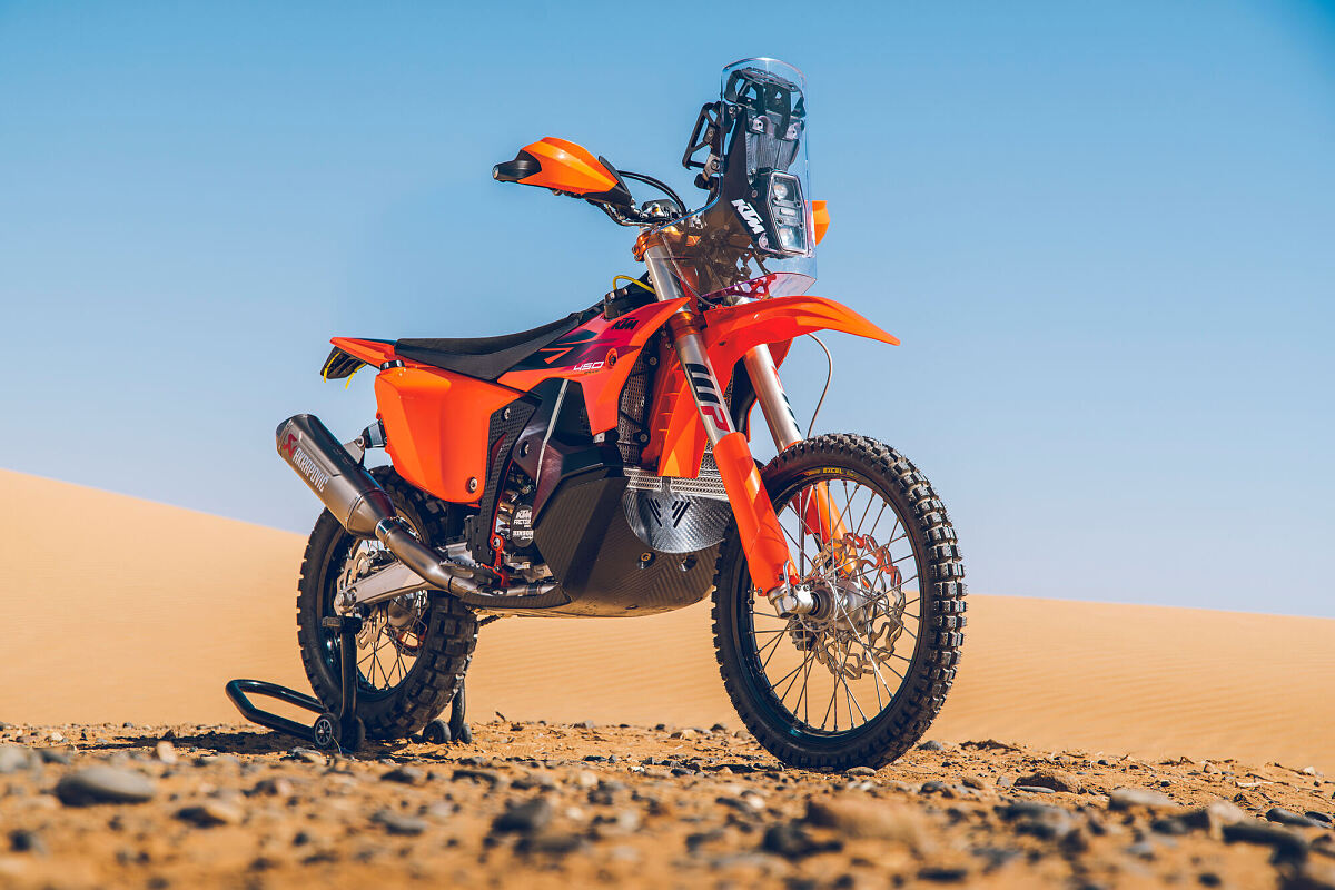 741716 MY27 KTM 450 RALLY REPLICA STATICS STATIC MODEL STATICS