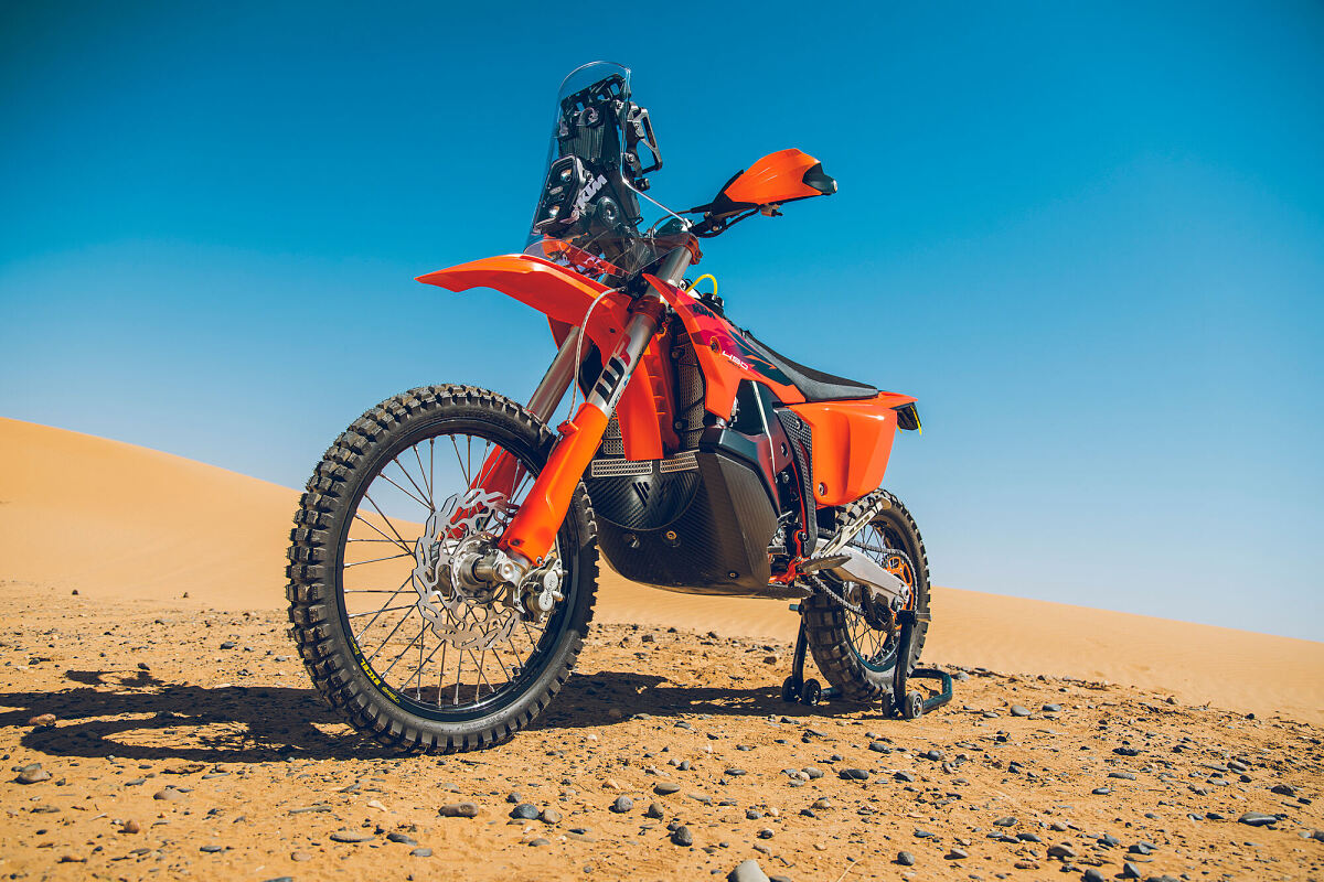 741728 MY27 KTM 450 RALLY REPLICA STATICS STATIC MODEL STATICS
