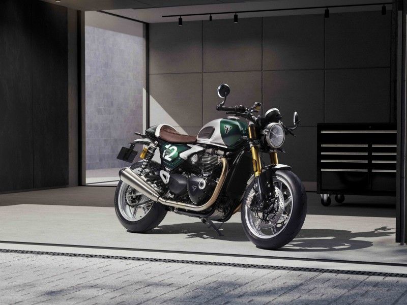 Speedtwin1200 Caferacer MY26 03 MP V07