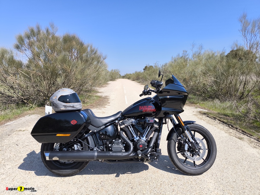Harley Davidson Low Rider ST 2