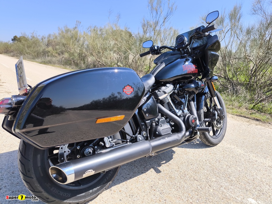 Harley Davidson Low Rider ST 5