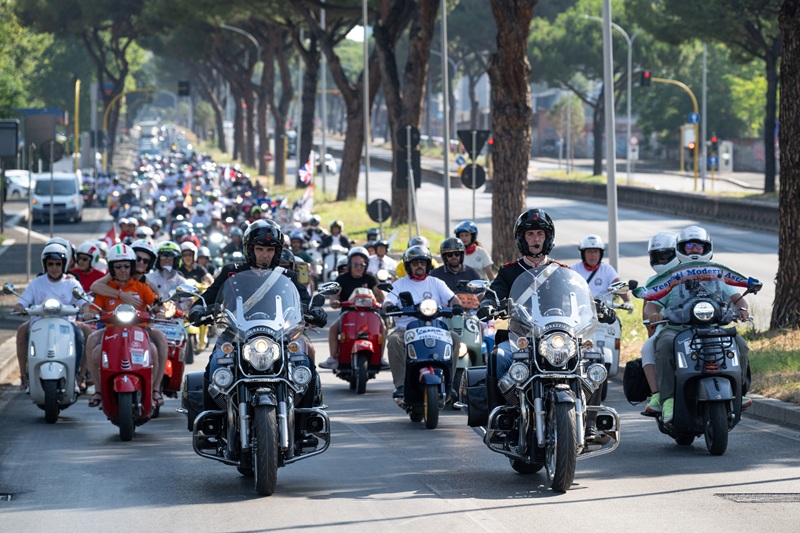 06 Vespa 80