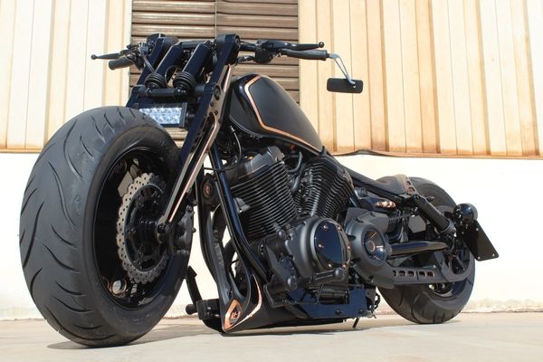 XV950LowAndMean01