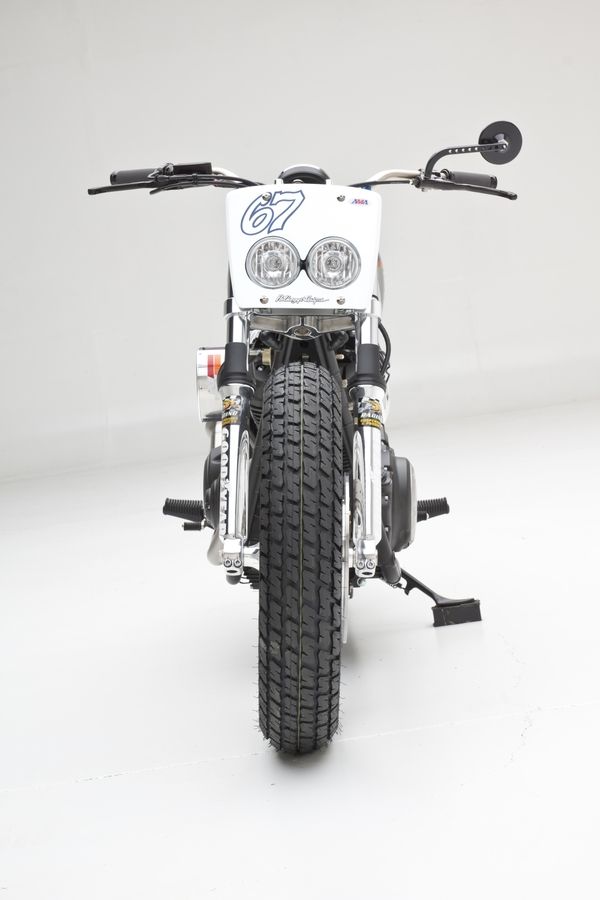 XV950PalhegyiDessign03