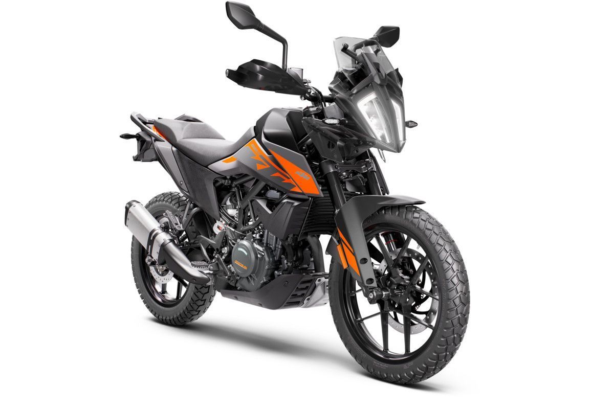 Launch KTM 390 ADVENTURE 1