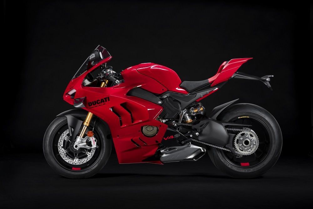 MY22 Ducati PanigaleV4S 29 UC353983 High