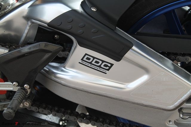 HP4 est 008