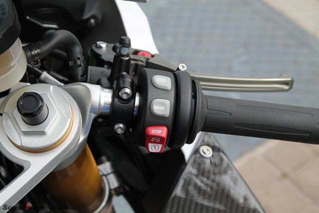 HP4 est 013