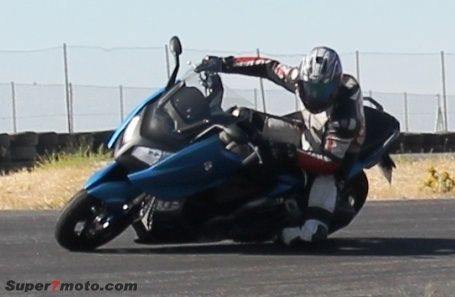 c 600 sport entrando