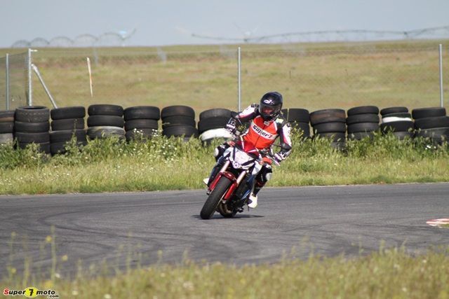 CB1000Racc 014