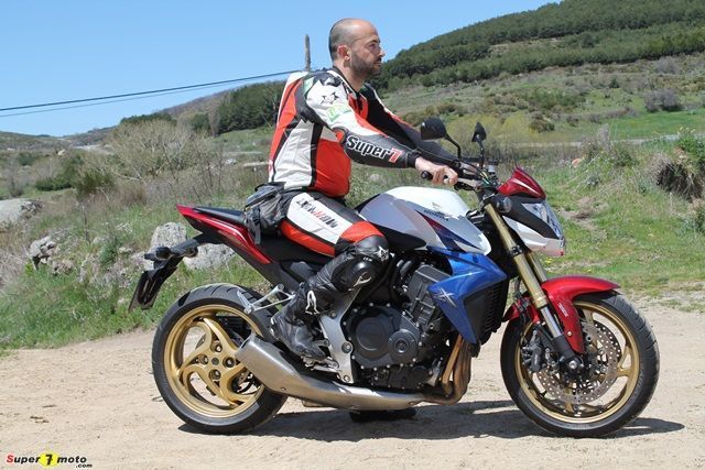 CB1000Rest 012