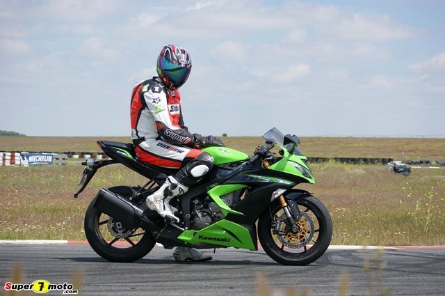 Kawasaki ZX63670