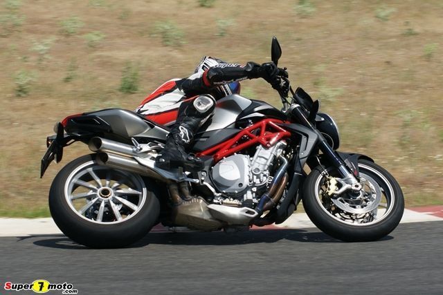 Brutale 1090 07