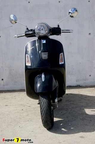 Vespa300 04
