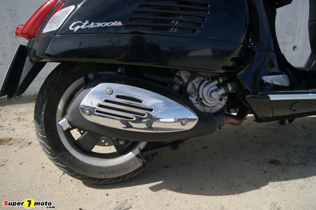 Vespa300 11