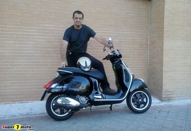 Vespa300 12