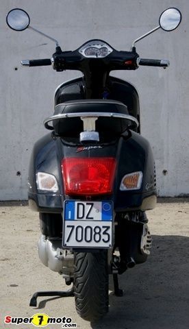 Vespa300 16