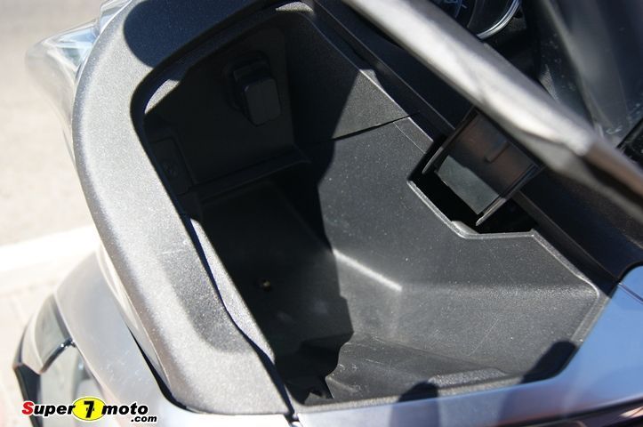 Piaggio X-10 350 750DSC01551