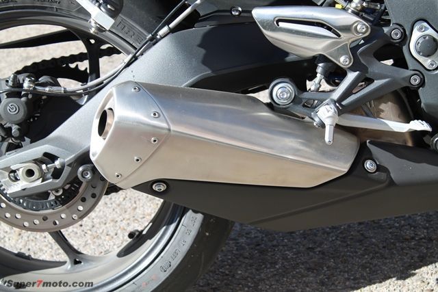 StreetTriple 12