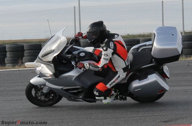 triumph trophy098