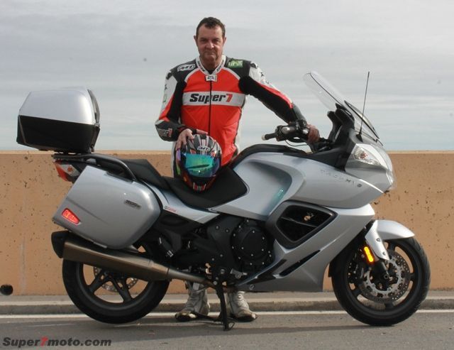 triumph trophy128