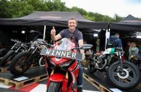 113286_Honda_at_Glemseck_101_with_special_guest_Freddie_Spencer_on_the_CBR1000RR