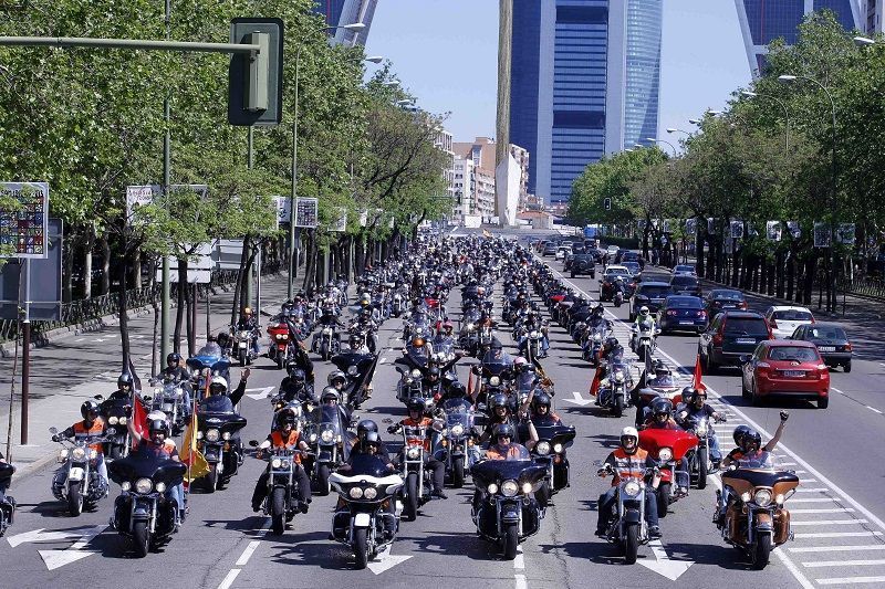 Desfile Harley Davidson KM0 1