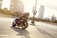 hi_18MY_Z900RS_Angle_City_1