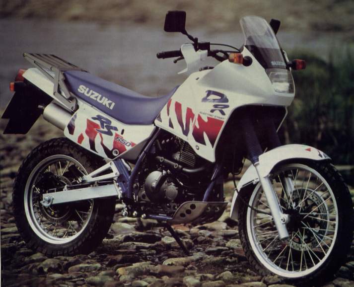 Suzuki DR 650 RS