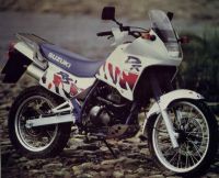 Suzuki-DR-650-RS