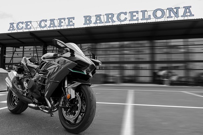 KawasakiAceCafe004