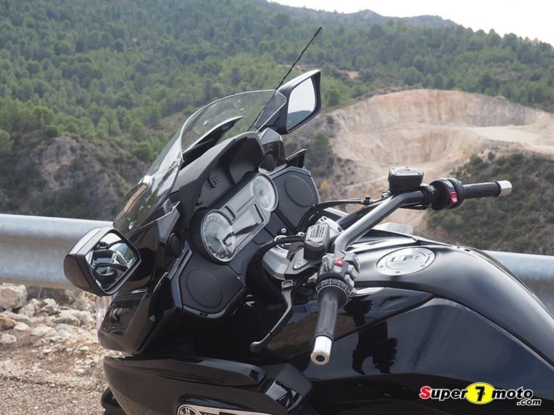 BMW K1600 Bagger 4