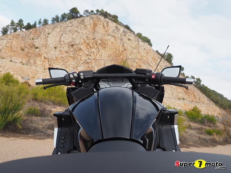 BMW K1600 Bagger 8