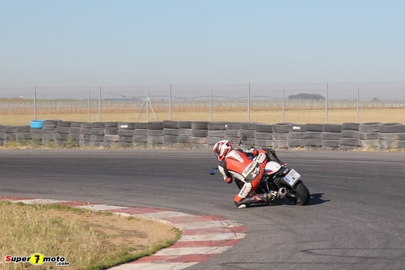 BMWnineT Racer 16