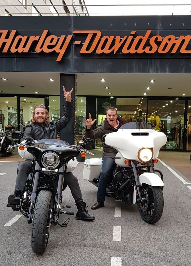 Dani Clos y Harley Davidson 3